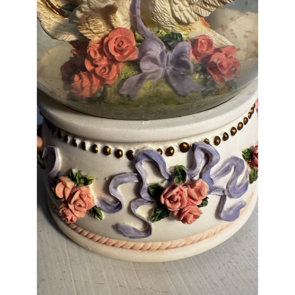 Vintage Musical Snow Globe Double Doves Heart Music Box Plays "Love Song" New - Picture 7 of 11